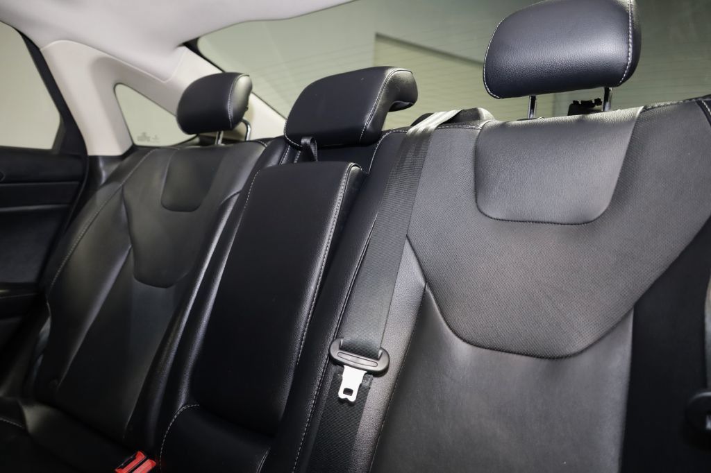 Used 2018 Ford Fusion Titanium AWD/4WD image 21