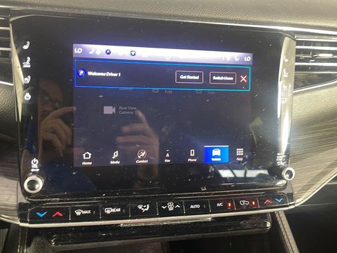 Used 2022 Jeep Wagoneer Series II AWD/4WD image 16