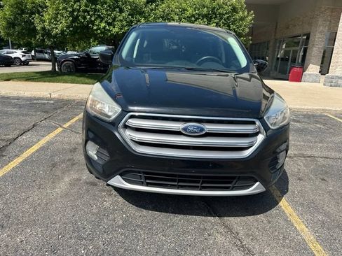Used 2017 Ford Escape SE AWD/4WD image 8