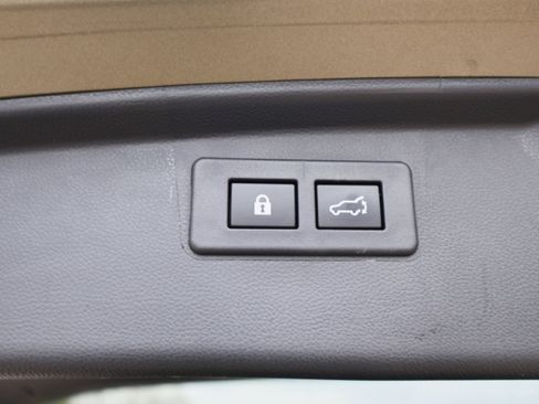 Used 2022 Subaru Outback Wilderness image 11