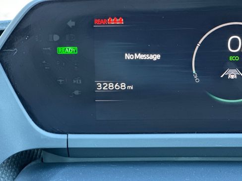 Used 2023 Toyota bZ4X XLE w/ Weather Package image 30