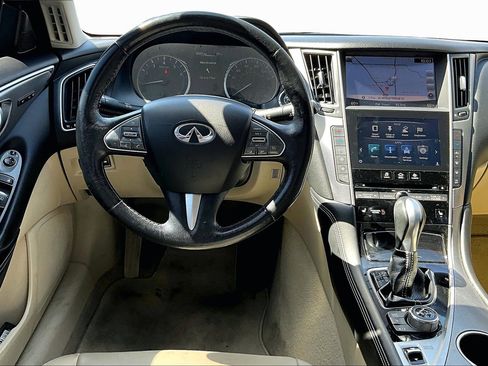 Used 2016 INFINITI Q50 Premium w/ 2.0T Premium Plus Package RWD image 5
