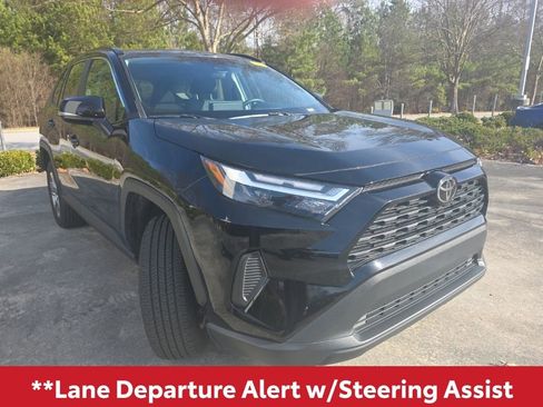 Used 2024 Toyota RAV4 XLE image 10