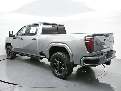 Used 2026 GMC Sierra 3500 AT4 w/ AT4 Premium Plus Package image 3