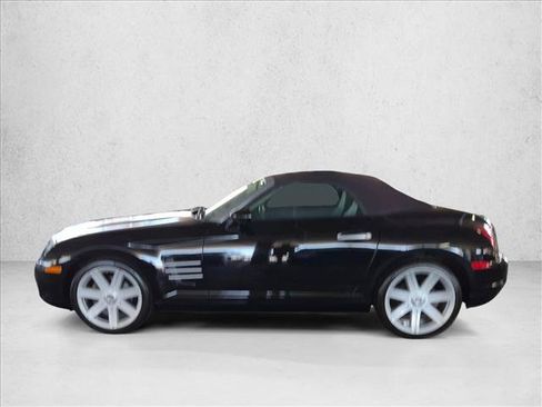 Used 2005 Chrysler Crossfire Limited RWD image 9