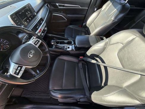Used 2021 Kia Telluride LX image 38