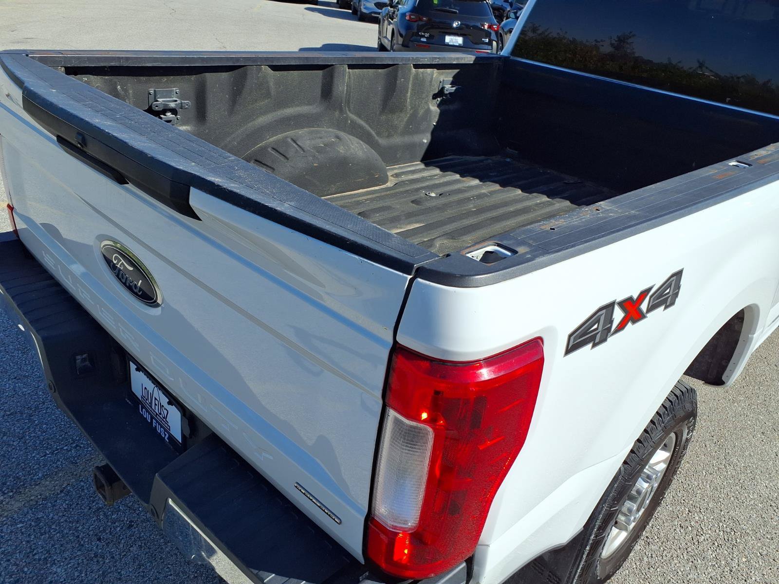 Used 2017 Ford F350 XLT w/ Camper Package AWD/4WD image 28