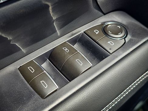 New 2026 GMC Terrain Denali w/ LPO, Floor Liner Package AWD/4WD image 11