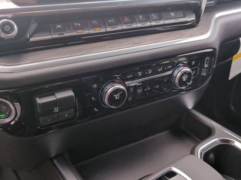 New 2026 GMC Sierra 1500 SLT w/ SLT Premium Plus Package image 23