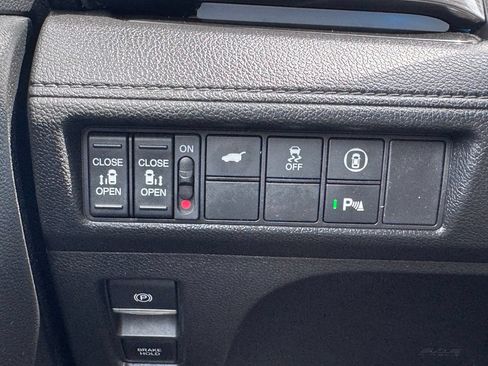 Used 2023 Honda Odyssey Elite image 37