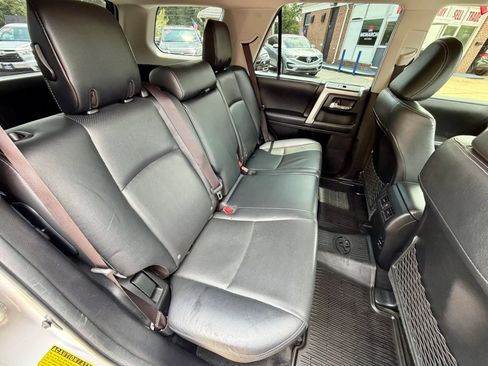 Used 2018 Toyota 4Runner Limited AWD/4WD image 10