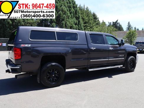 Used 2015 Chevrolet Silverado 3500 LTZ AWD/4WD image 9