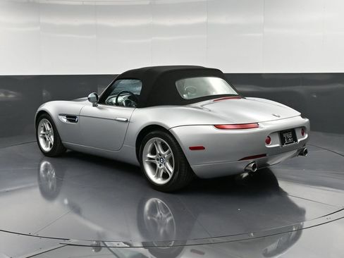 Used 2001 BMW Z8 image 3