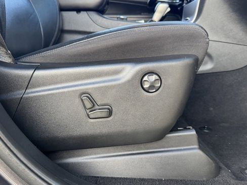 Used 2021 Jeep Grand Cherokee Limited image 20