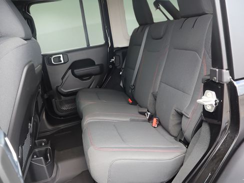 New 2026 Jeep Wrangler Unlimited Rubicon AWD/4WD image 23