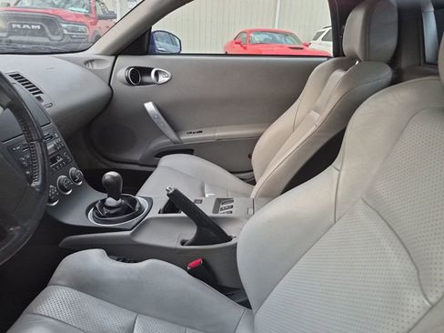 Used 2004 Nissan 350Z Touring image 5
