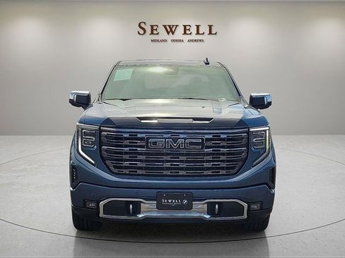 Used 2025 GMC Sierra 1500 Denali Ultimate AWD/4WD image 8