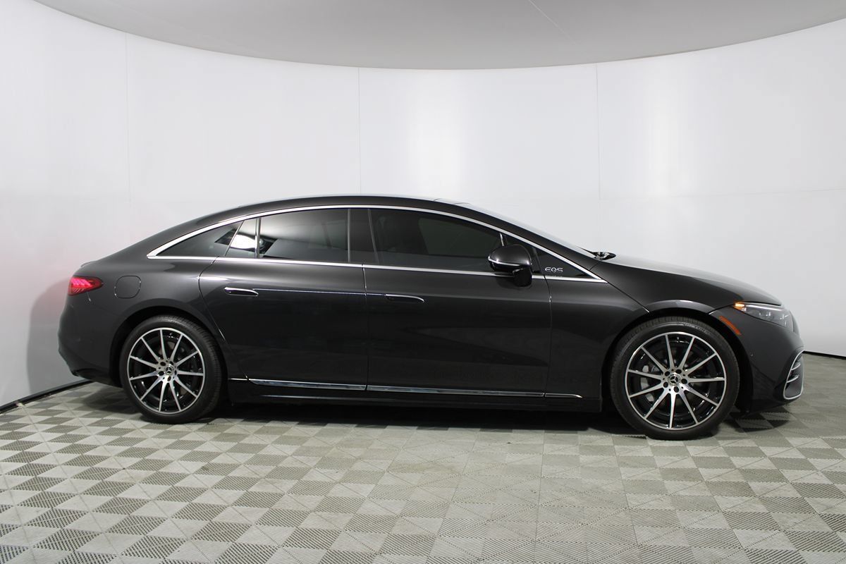 Used 2022 Mercedes-Benz EQS 580 4MATIC Sedan image 42