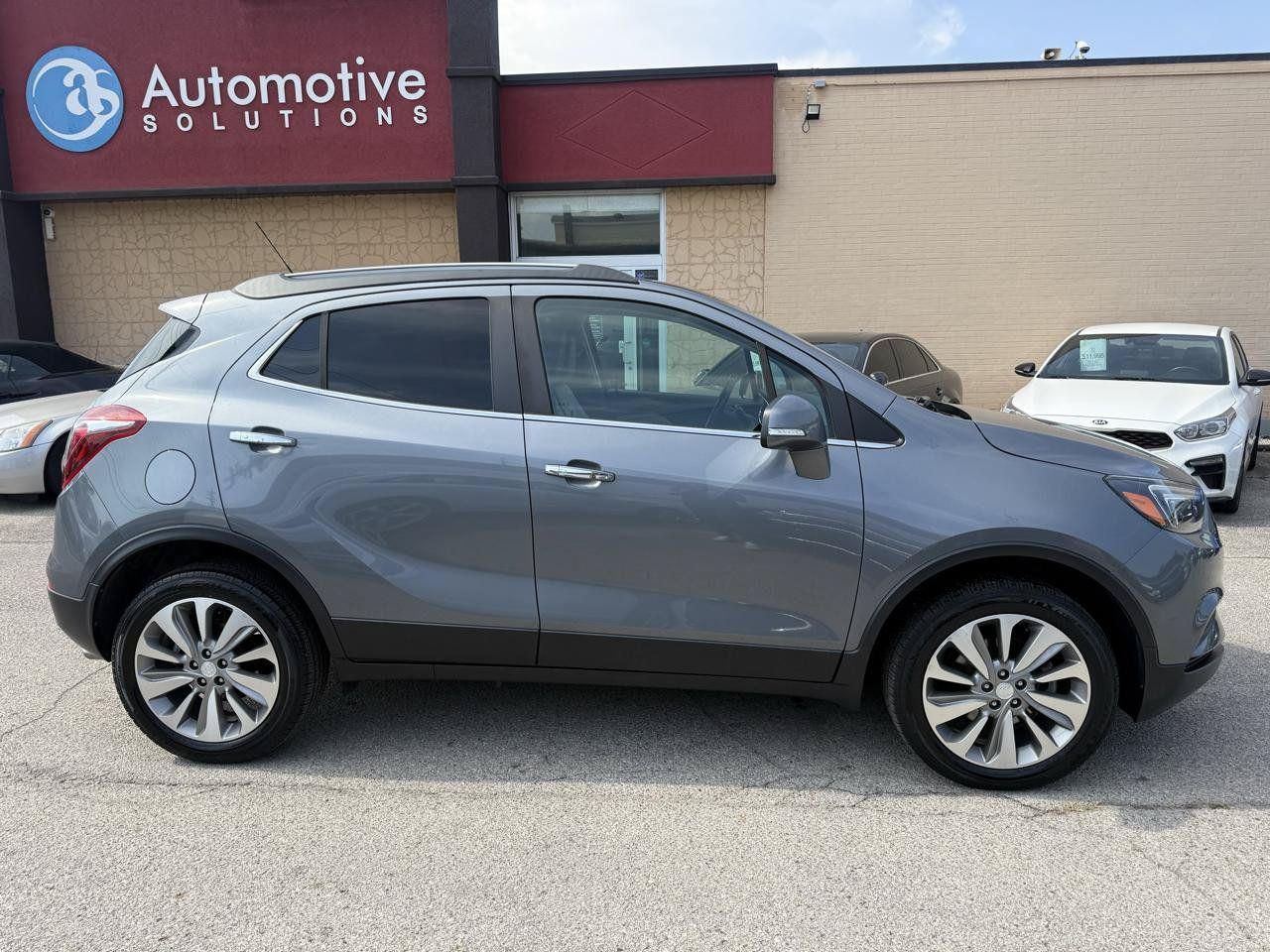 Used 2019 Buick Encore Preferred AWD/4WD image 4