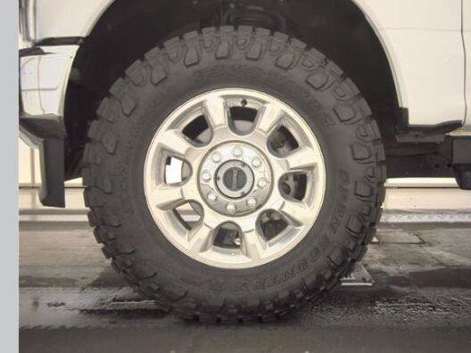 Used 2021 Ford F250 Lariat w/ Chrome Package AWD/4WD image 8