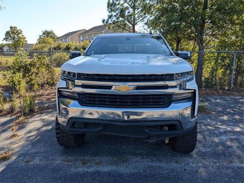 Used 2019 Chevrolet Silverado 1500 LT w/ All-Star Edition image 2