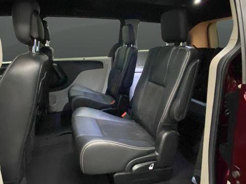 Used 2020 Dodge Grand Caravan SXT w/ Driver Convenience Group FWD image 21
