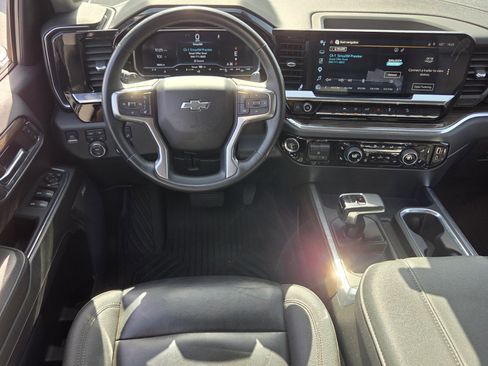 Used 2023 Chevrolet Silverado 1500 RST AWD/4WD image 11