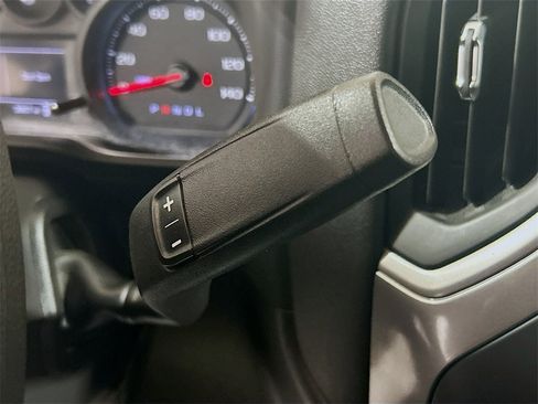 Used 2025 Chevrolet Silverado 1500 Custom image 14
