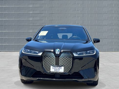 Used 2023 BMW iX xDrive50 w/ Premium Package AWD/4WD image 2