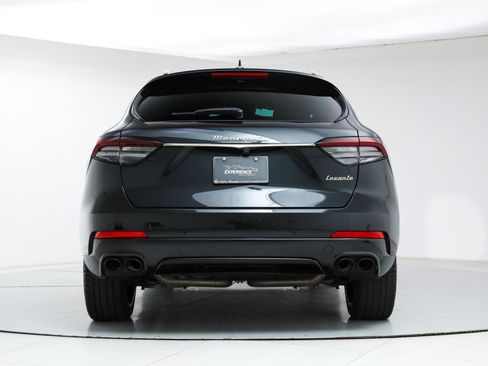 Certified 2022 Maserati Levante GT image 4