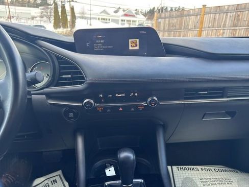Used 2023 MAZDA MAZDA3 s image 22