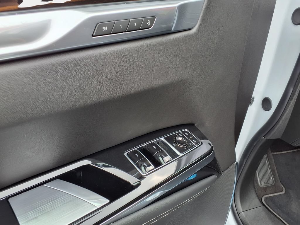 New 2026 Cadillac Escalade Luxury w/ LPO, Radiant Package RWD image 26