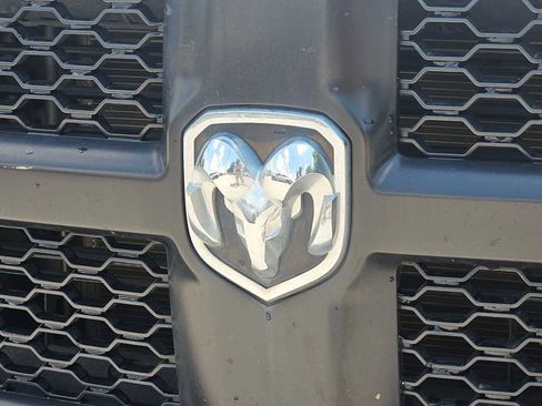 Used 2019 RAM 1500 Tradesman RWD image 12