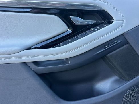 Used 2020 Land Rover Range Rover Evoque First Edition image 11