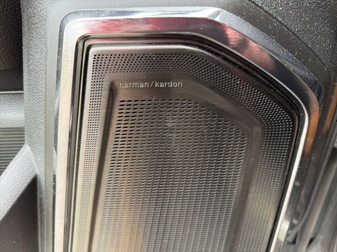 Used 2022 RAM 2500 Limited image 16