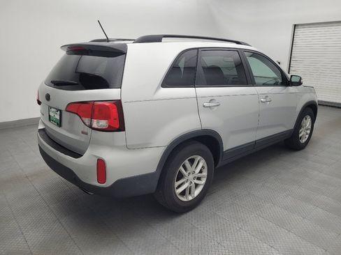 Used 2014 Kia Sorento LX w/ Premium Package FWD image 9