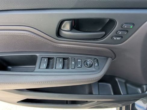 Used 2019 Honda Odyssey EX-L image 26