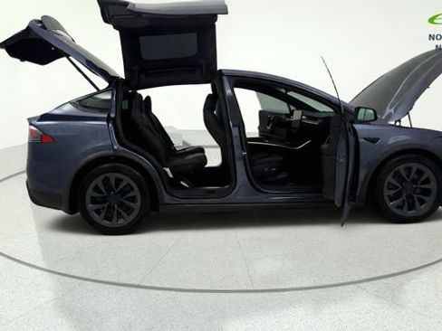 Used 2022 Tesla Model X AWD/4WD image 12