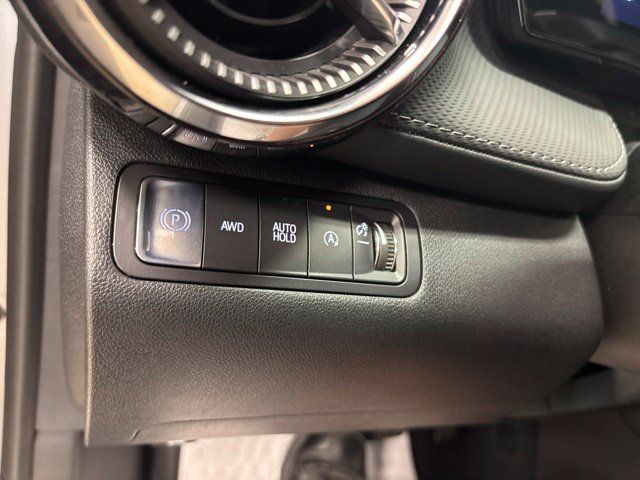 Used 2026 Chevrolet Equinox LT AWD/4WD image 38