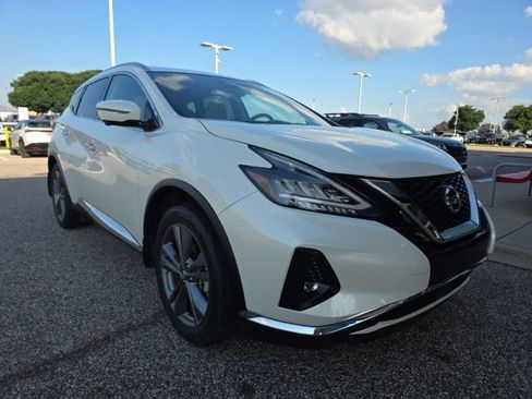 Used 2022 Nissan Murano Platinum w/ Cargo Package FWD image 1