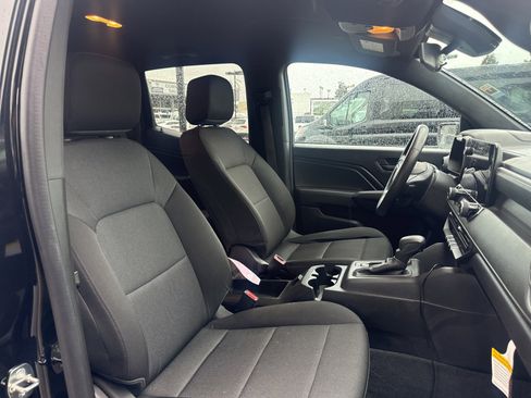 Used 2023 Chevrolet Colorado W/T image 12