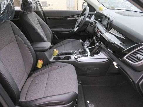 New 2026 Kia Seltos S image 9