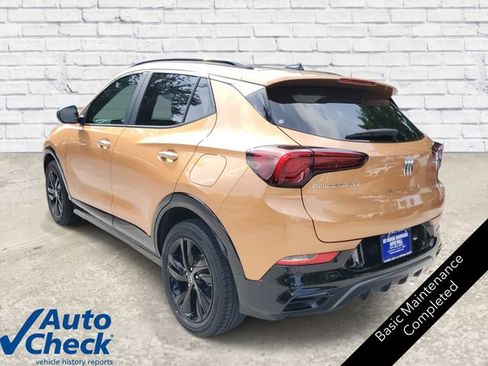 Used 2024 Buick Encore GX Sport Touring w/ Advanced Technology Package FWD image 2