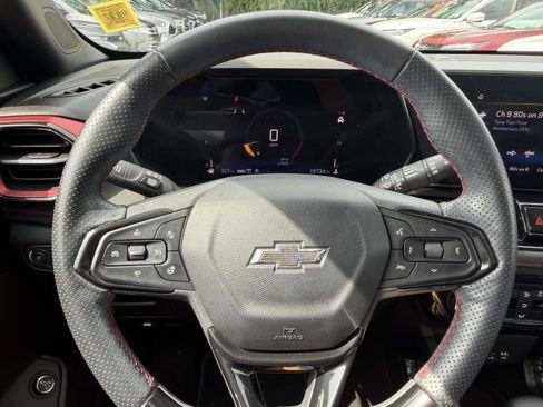 Certified 2024 Chevrolet TrailBlazer RS w/ Convenience Package AWD/4WD image 29