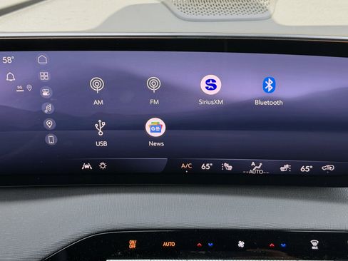 New 2026 Buick Enclave Sport Touring w/ Power Package image 33