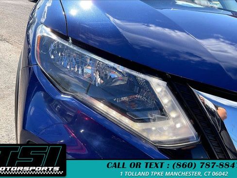 Used 2019 Nissan Rogue SV w/ Premium Package AWD/4WD image 29