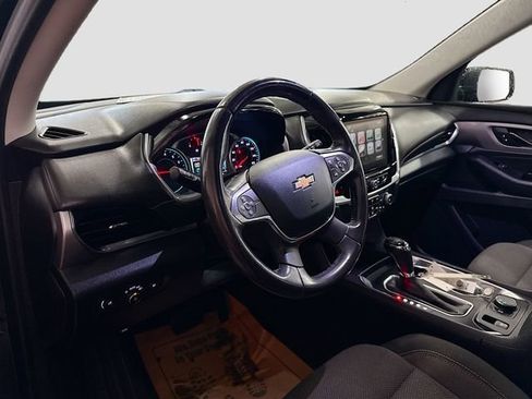 Used 2019 Chevrolet Traverse LT image 10