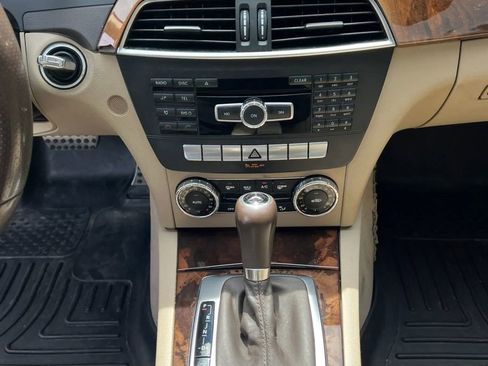 Used 2012 Mercedes-Benz C 250 Sedan image 15