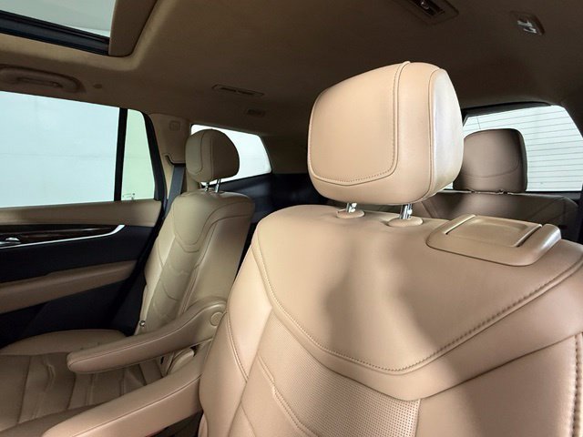 Used 2020 Cadillac XT6 Premium Luxury w/ Platinum Package FWD image 25