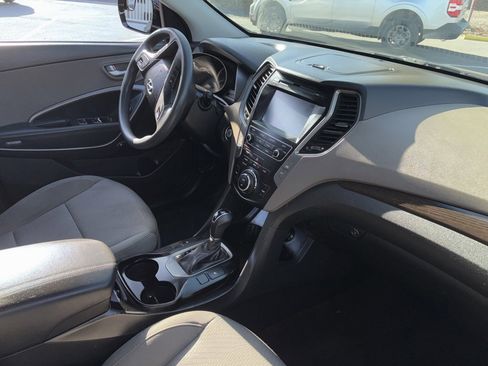 Used 2018 Hyundai Santa Fe Sport w/ 2.4L Value Package 02 image 8